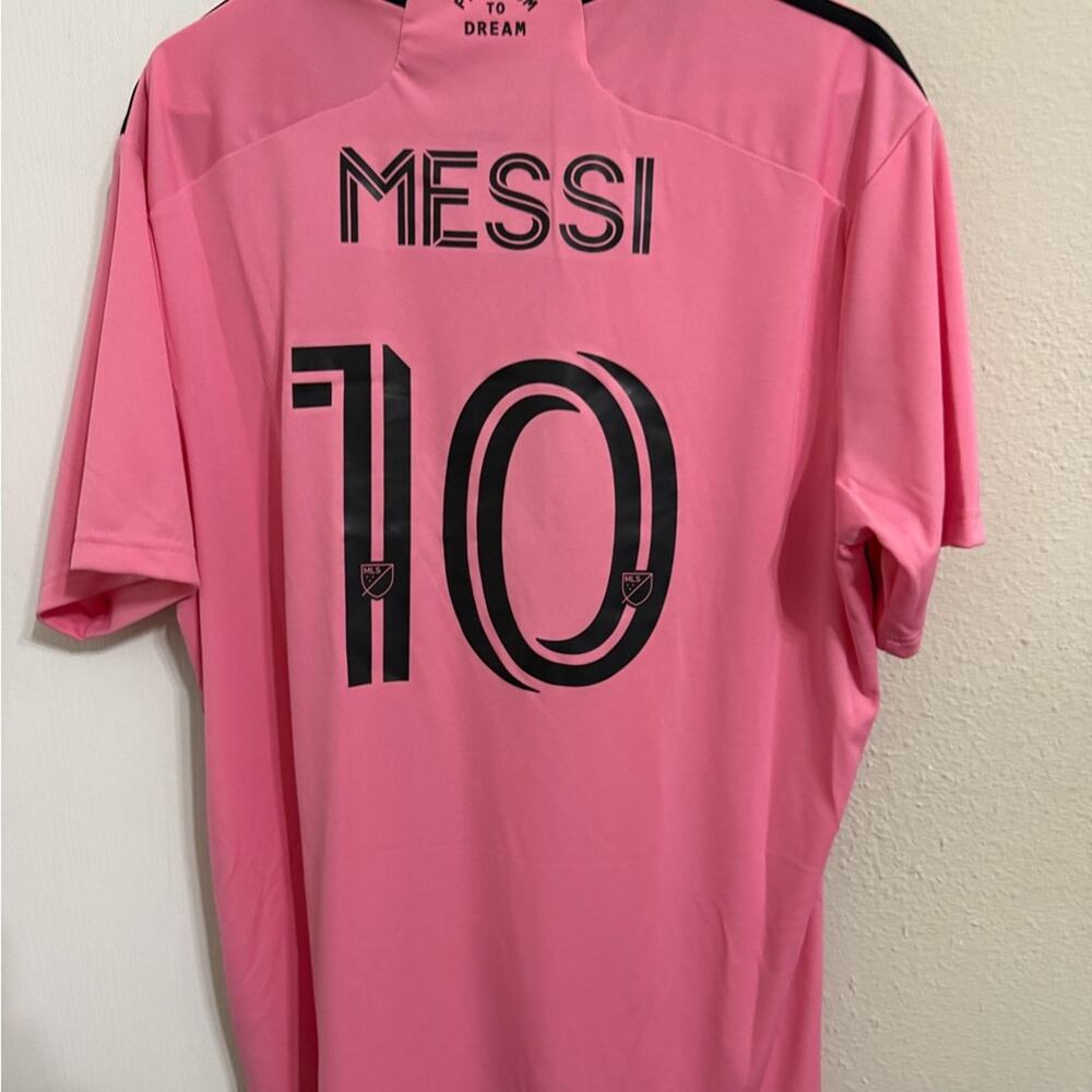 Adidas Lionel Messi Inter Miami FC Pink and Black Slim Fit Jersey Authentic - Picture 7 of 9